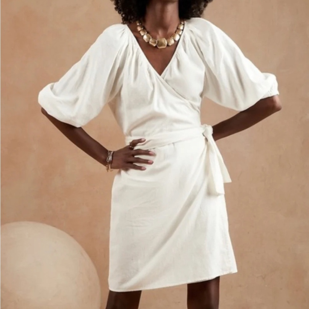 Banana Republic Classic linen blend wrap White dress